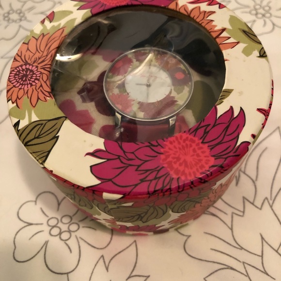 Vera Bradley Watch - Picture 3 of 5